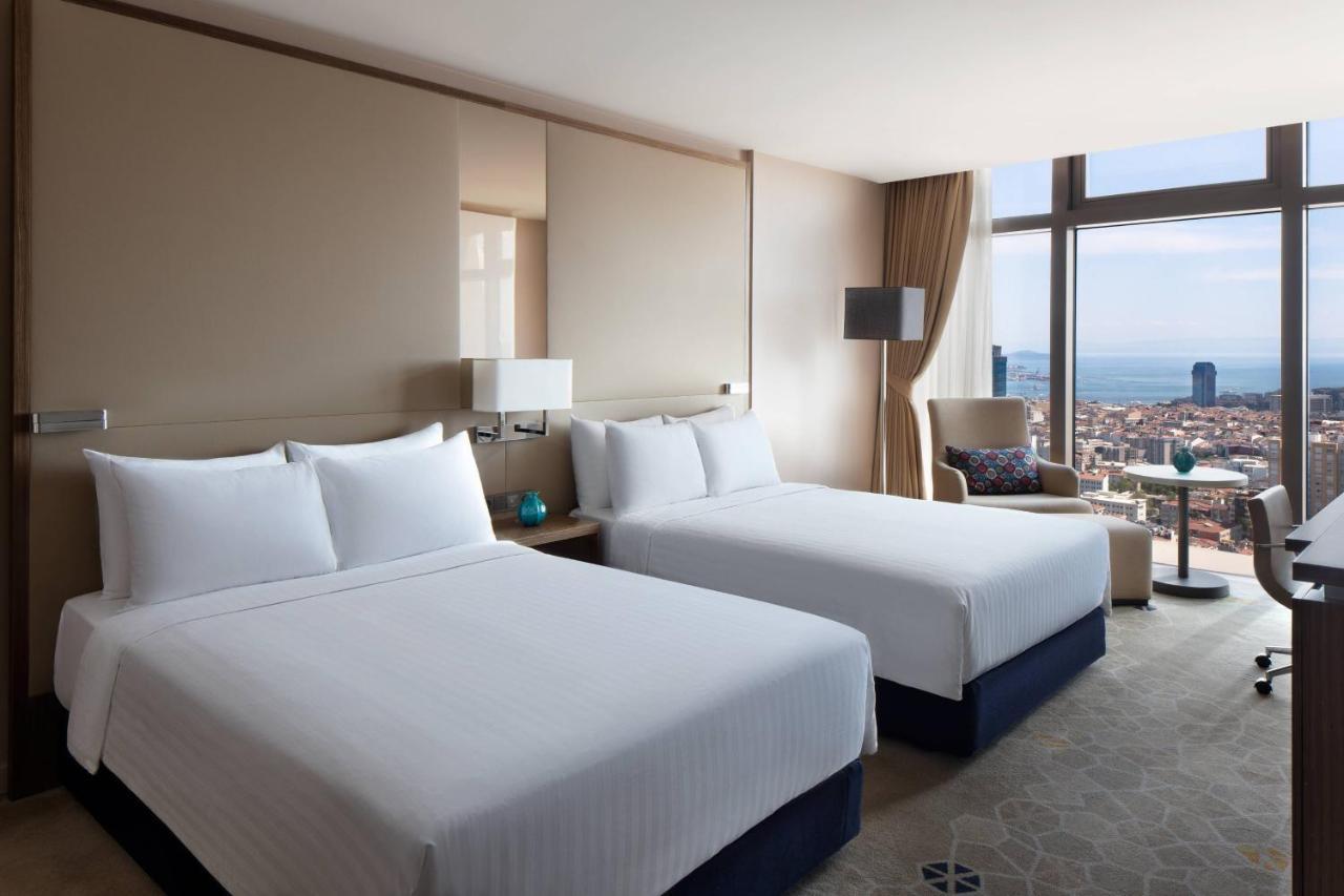 Camera Executive Doppia con Letti Singoli con Vista Mare e Accesso Lounge